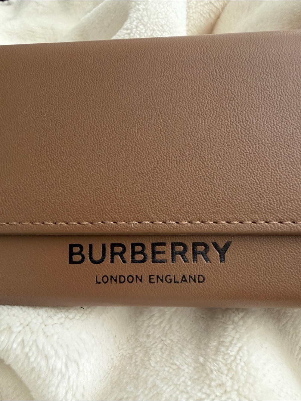 Burberry Tan Brown Leather Eyeglass Case in New Condition